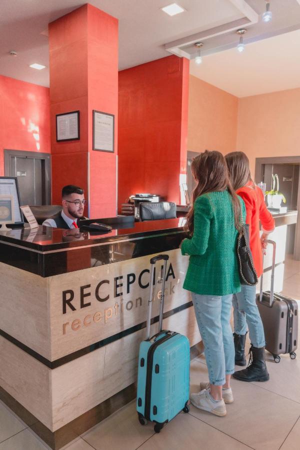 Drina Hotel Bijeljina Esterno foto