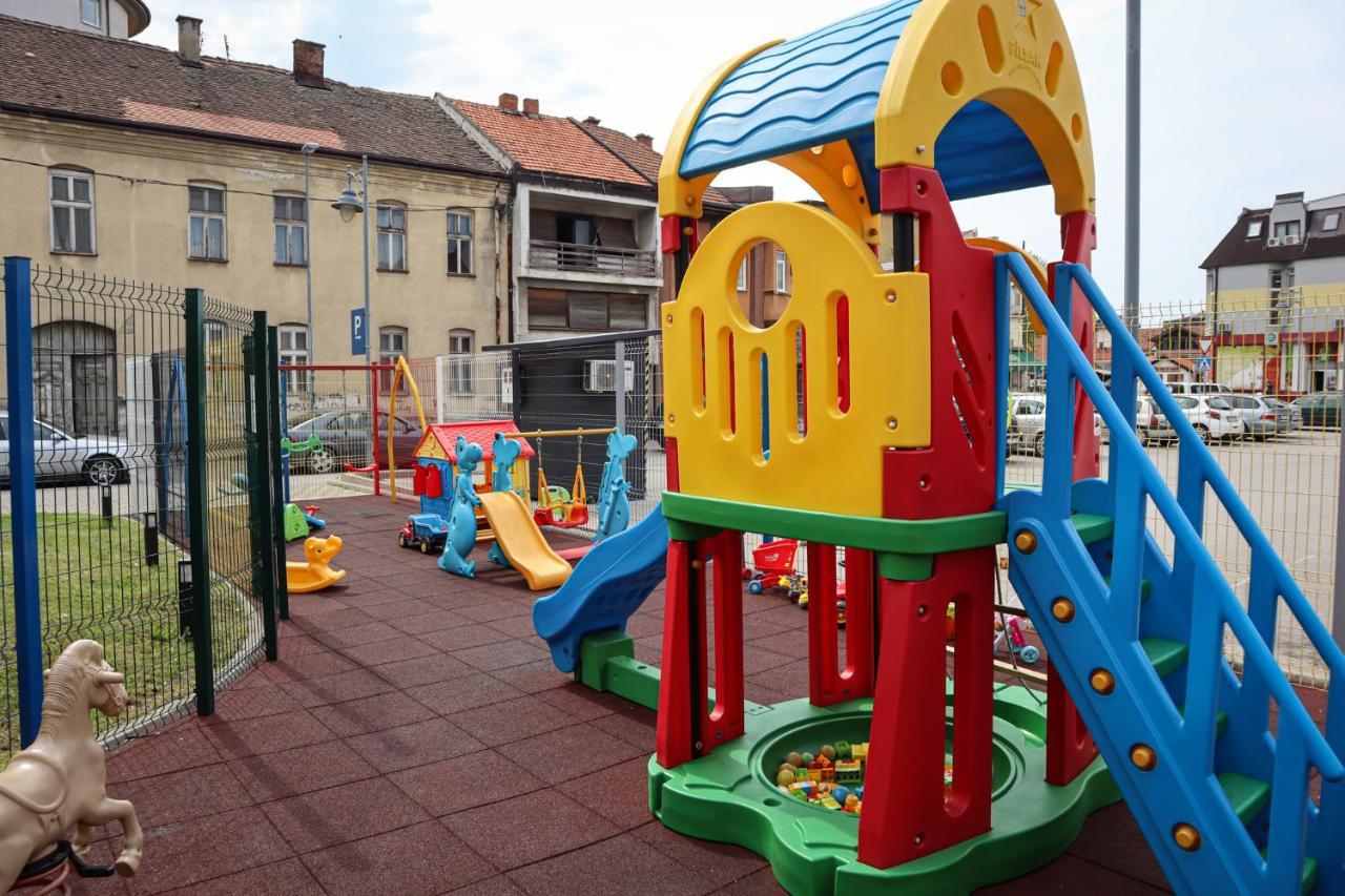 Drina Hotel Bijeljina Esterno foto